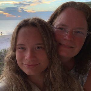 Meet your Posher, Libby